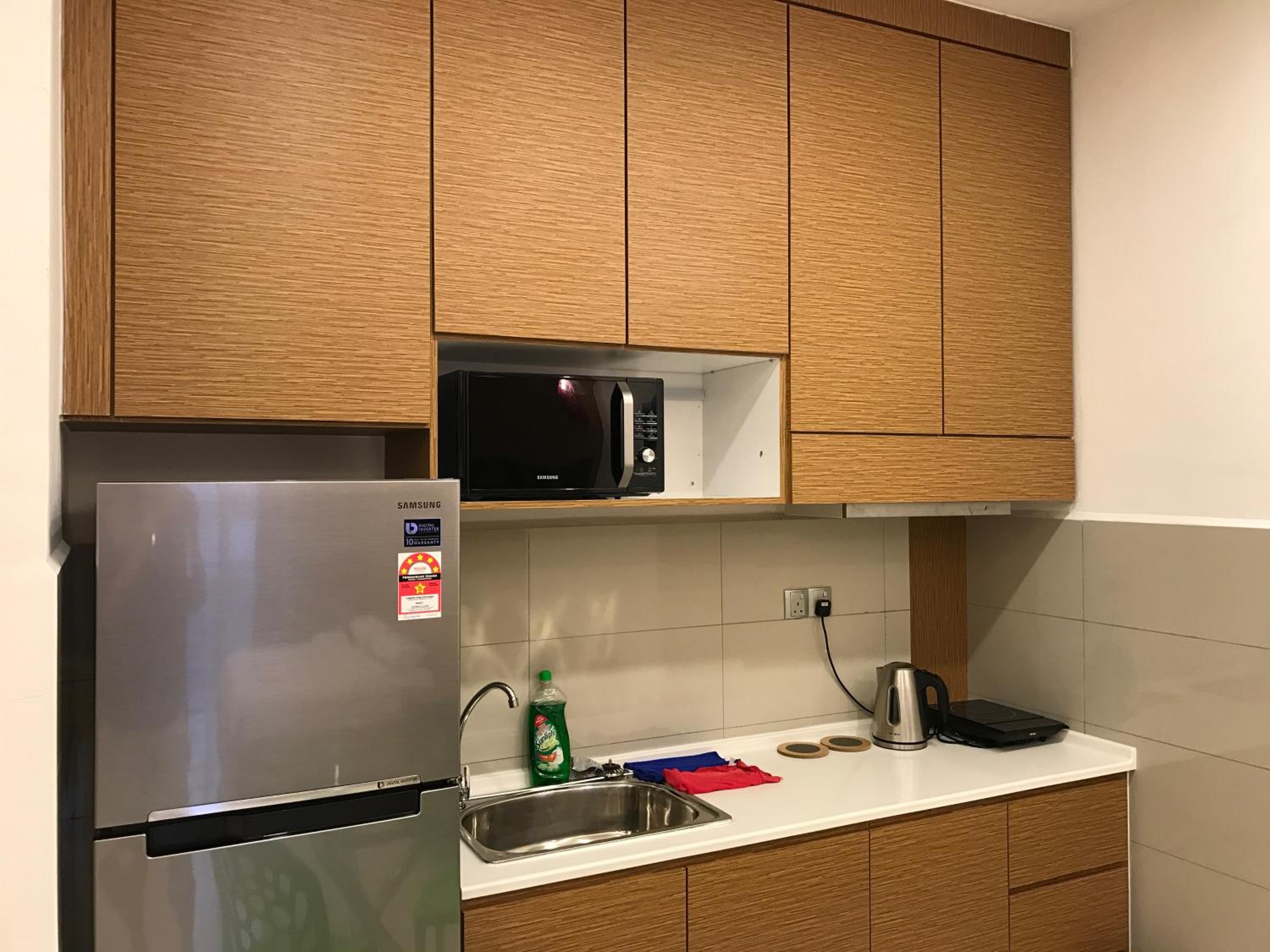 Deluxe One-Bedroom Apartment with Garden View photo 3