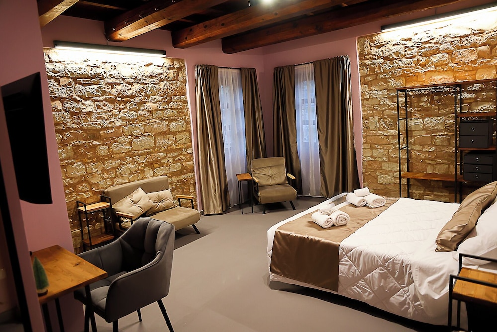 Double or Twin Room, Courtyard View