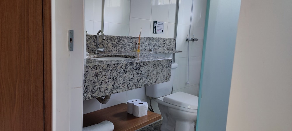 Standard Double Room - Photo 6