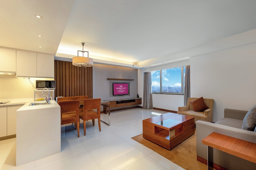 Suite, 1 Bedroom, Kitchen (Dining)