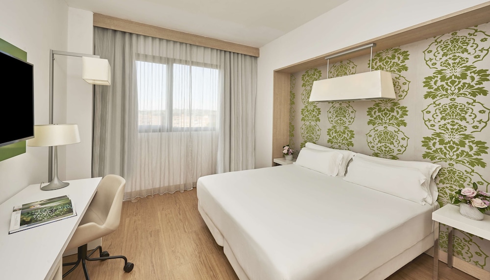 Standard Room - Photo 1