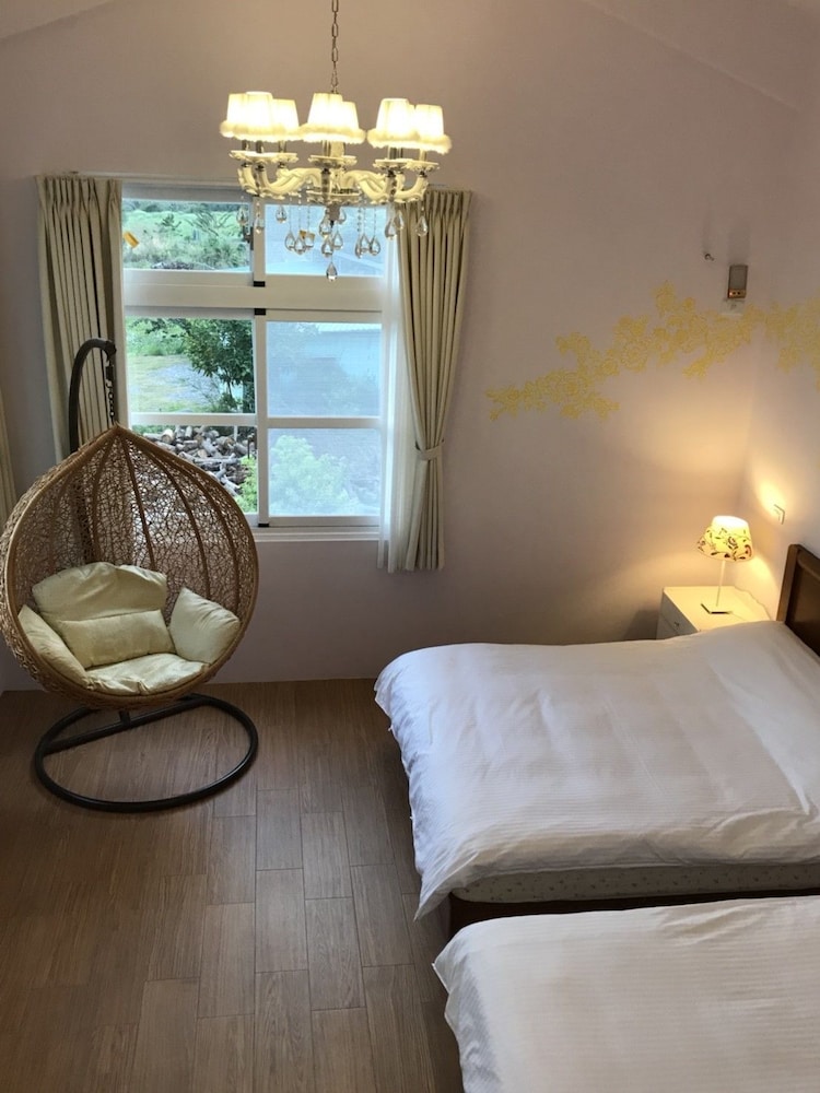 Panoramic Quadruple Room photo 2