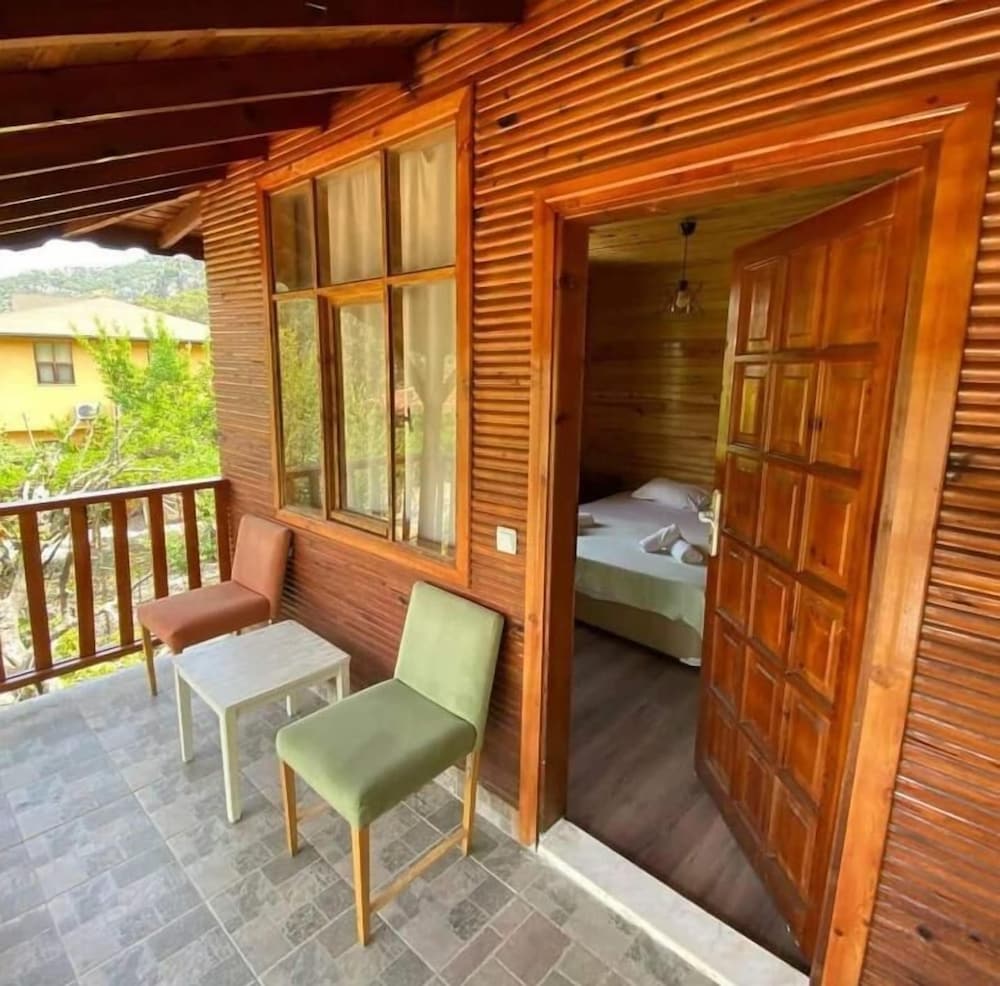 Standard Double Or Twin Room photo 2