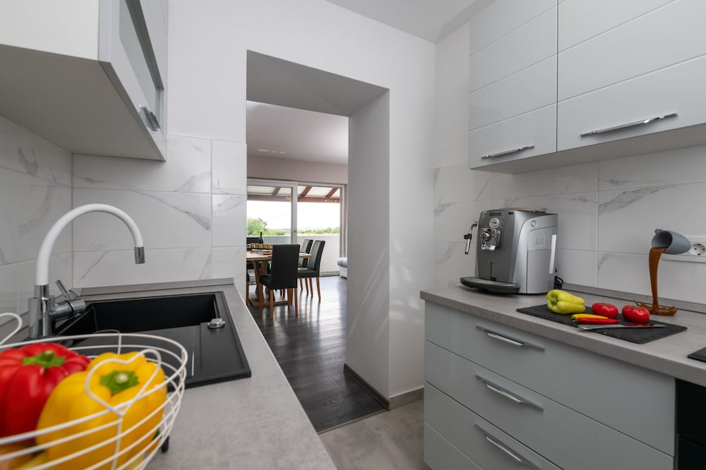 Apartment, 3 Bedrooms, Balcony, Garden View photo 3