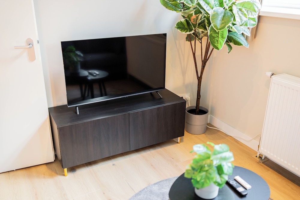Apartment photo 2