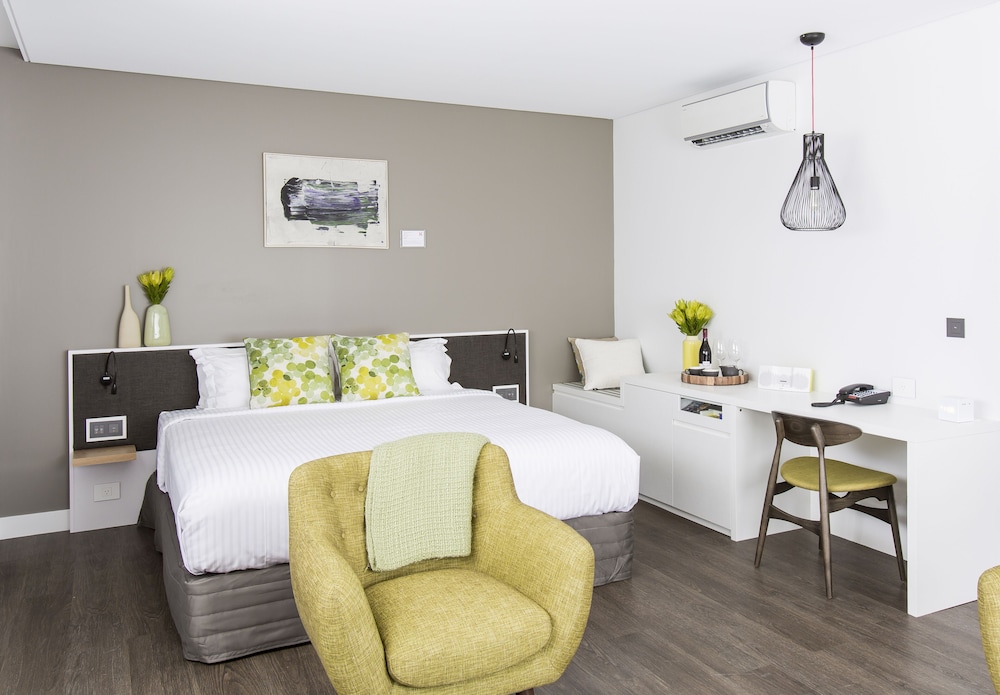 Junior Suite, 1 King Bed, Non Smoking