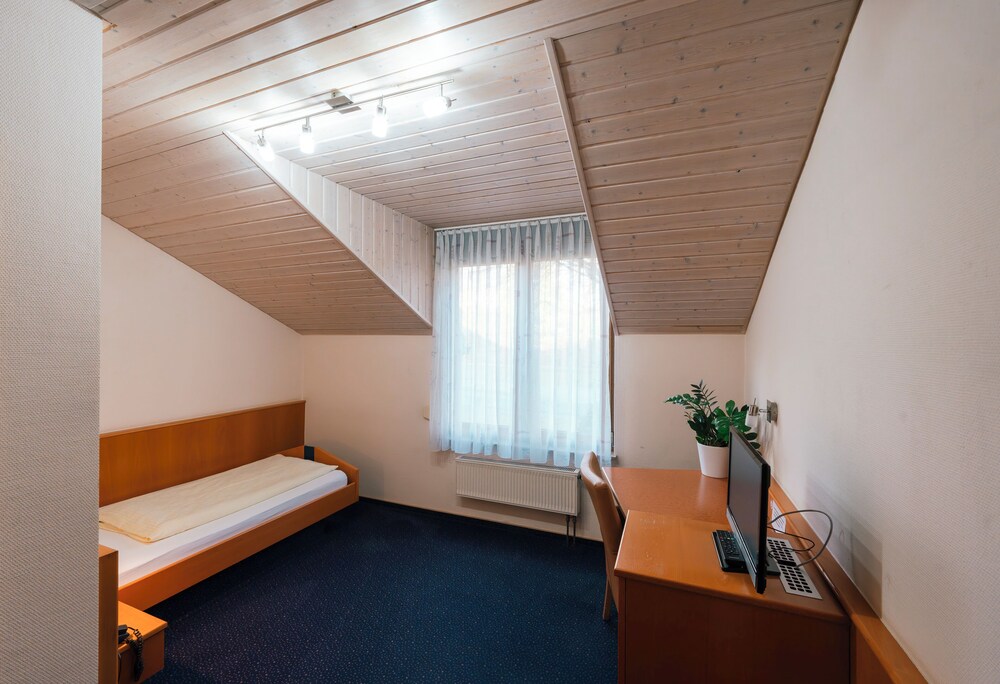 Standard Single Room, Non Smoking