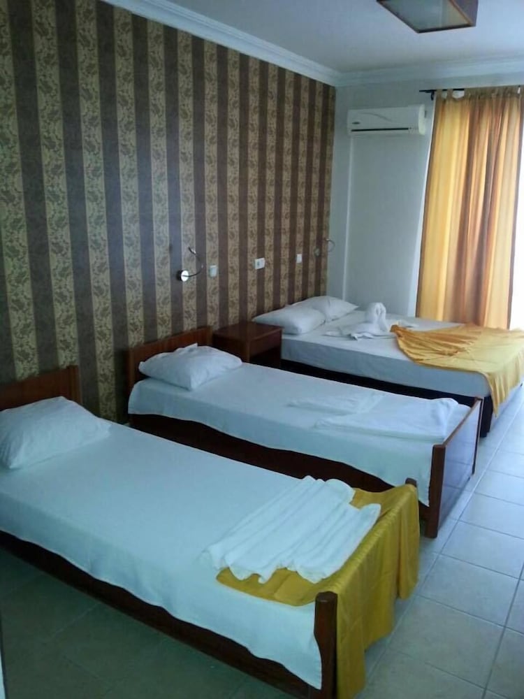 Quadruple Room photo 1
