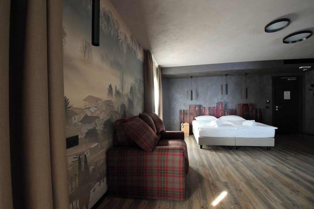 Quadruple Room - Photo 6