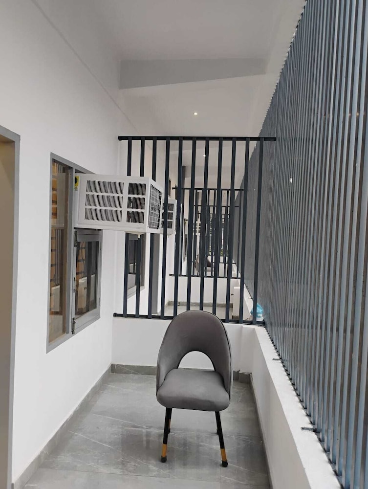 Basic Room, Garden View