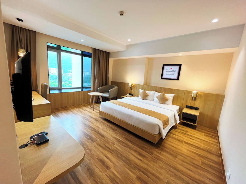 Premium Room - Photo 6