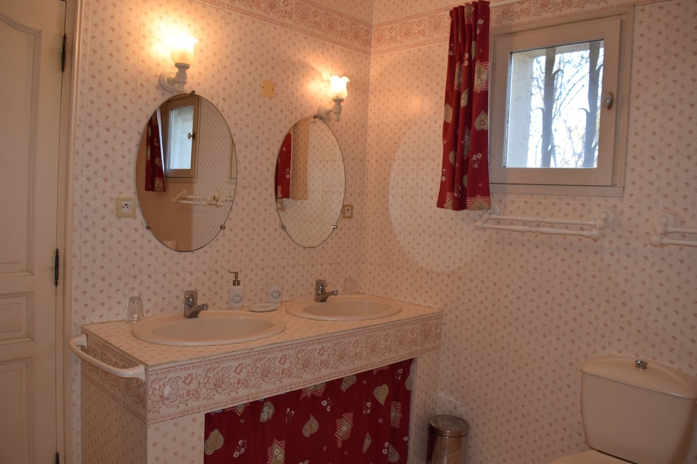 Suite, 3 Bedrooms photo 3