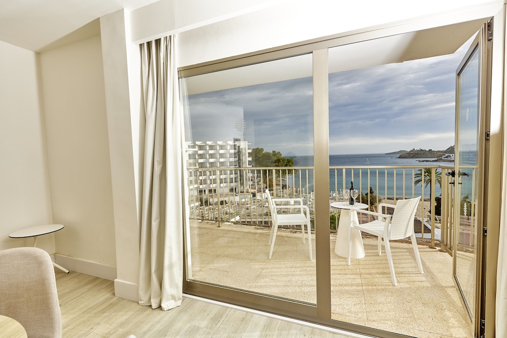 Suite, Sea View (Quintuple) photo 2