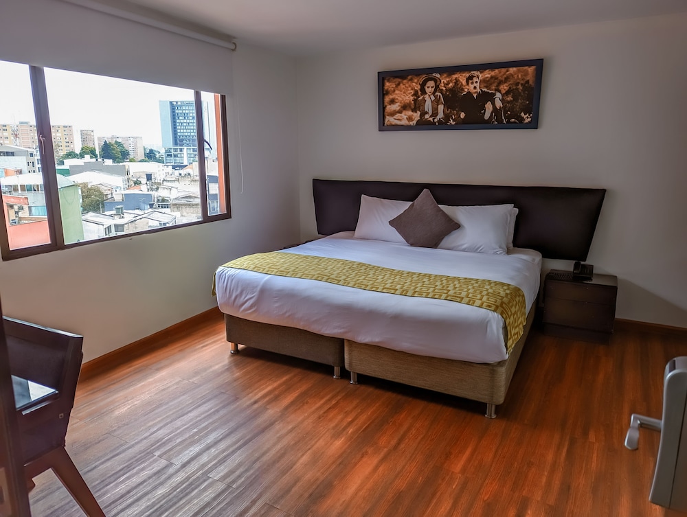 Standard Double Room - Photo 2