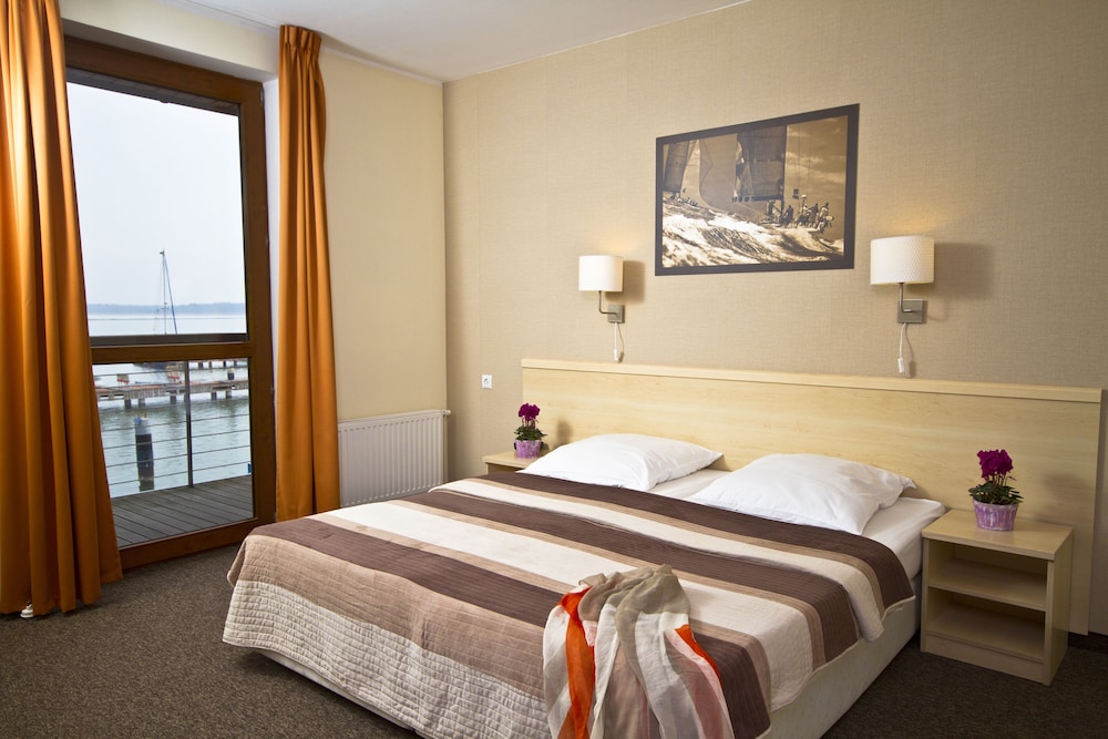 Double Room, Balcony, Harbor View