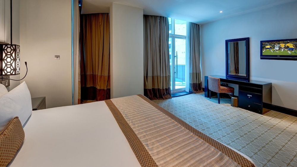 Suite, 1 Bedroom, City View