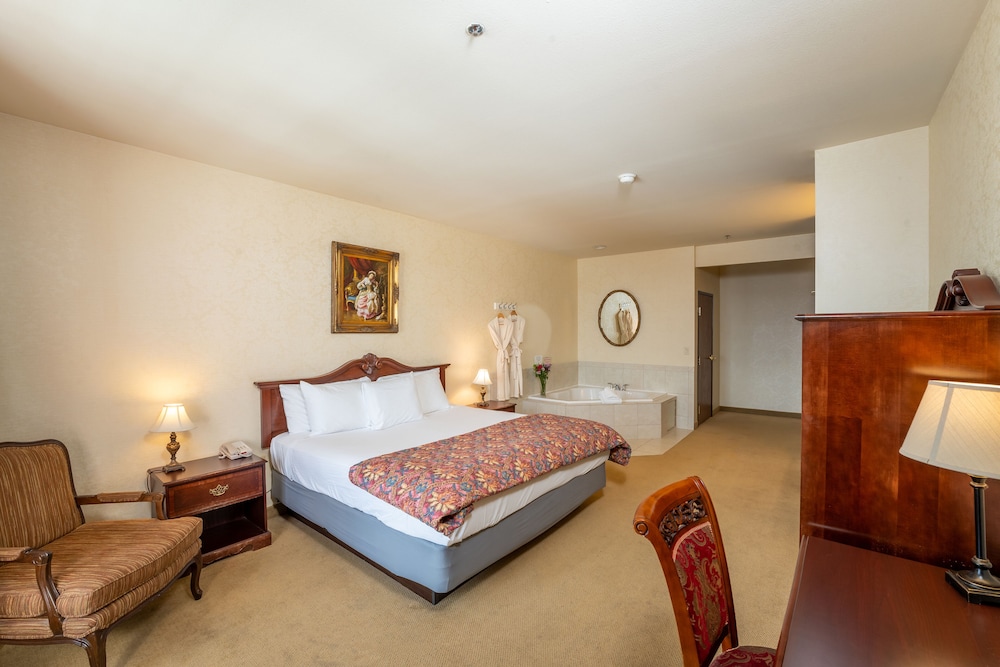Junior Studio Suite, 1 King Bed, Accessible, Hot Tub photo 1