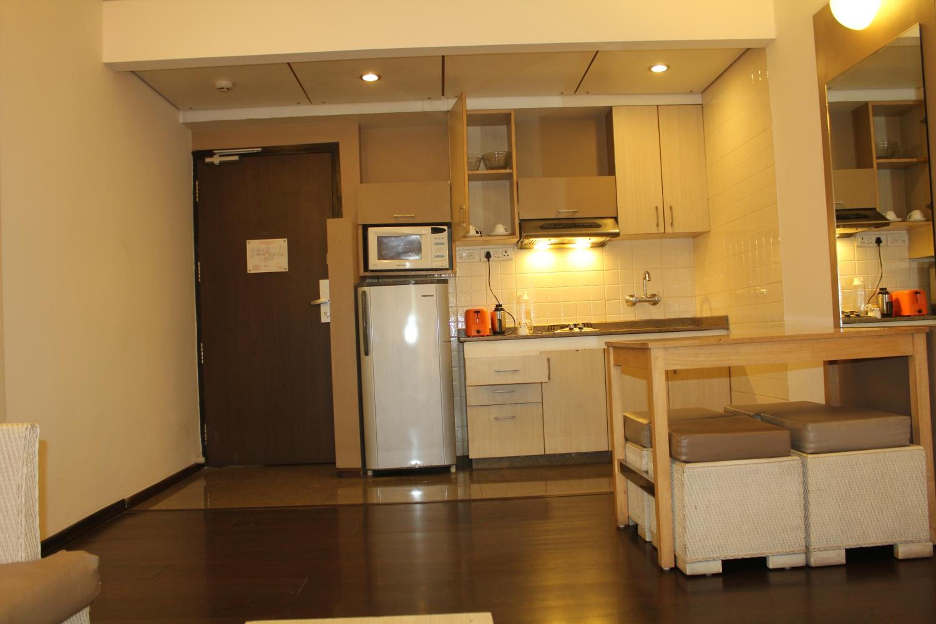 One-Bedroom Apartment photo 3