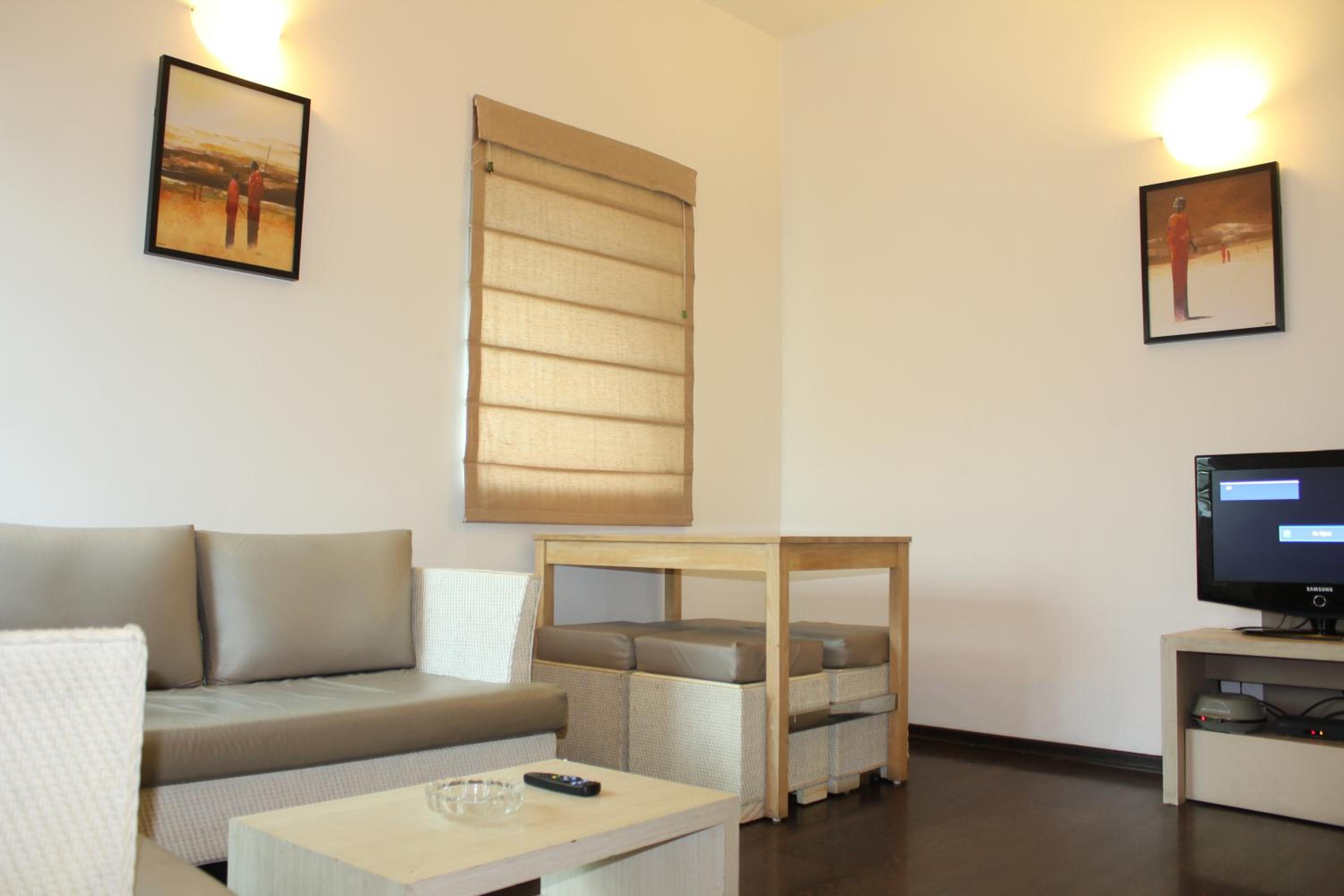 Studio (2 Adults) - Photo 3