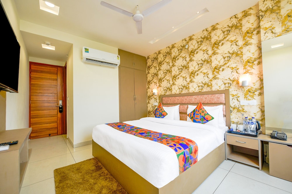 Executive Room photo 2