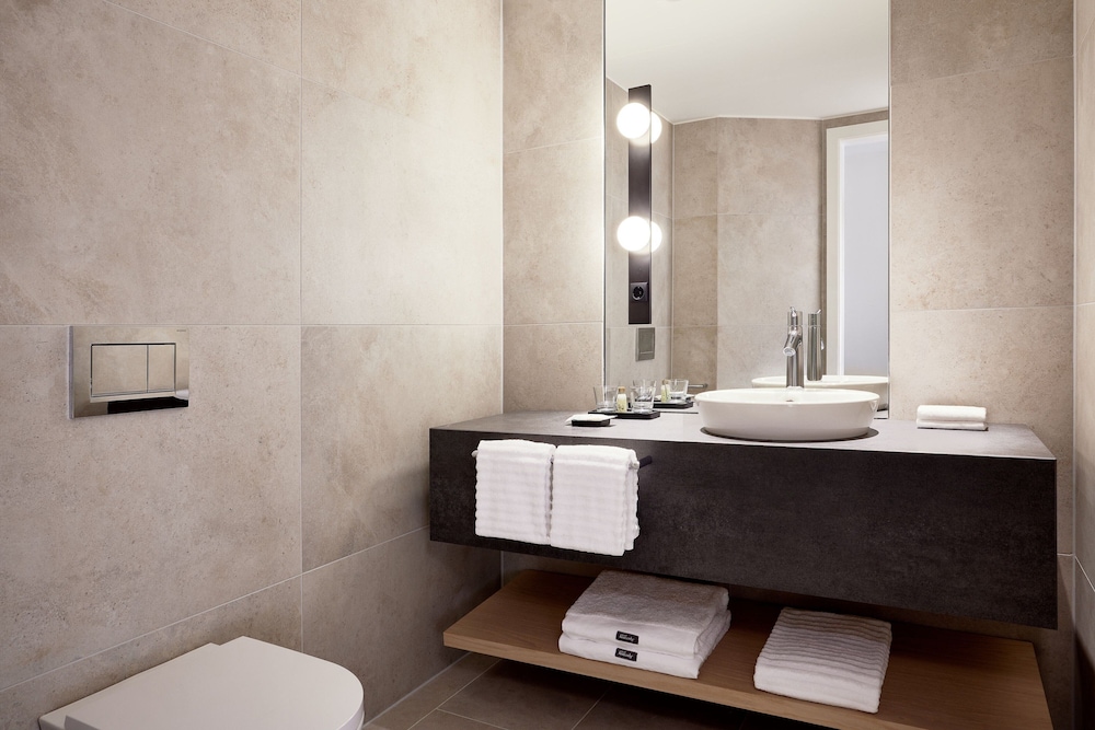 Westin, Grand Suite, 1 Bedroom - Photo 9
