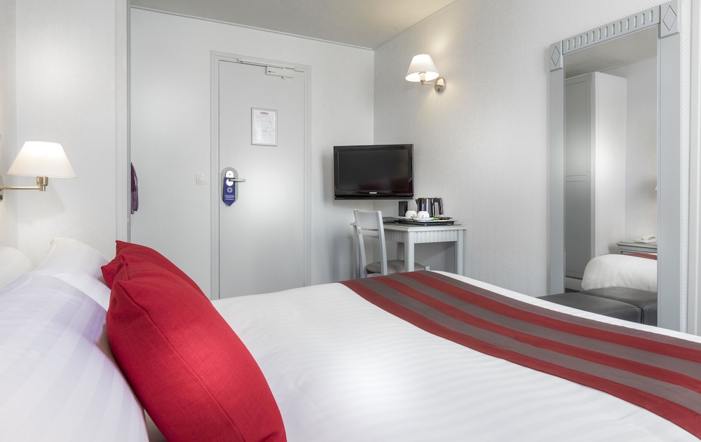 Superior Double or Twin Room photo 2