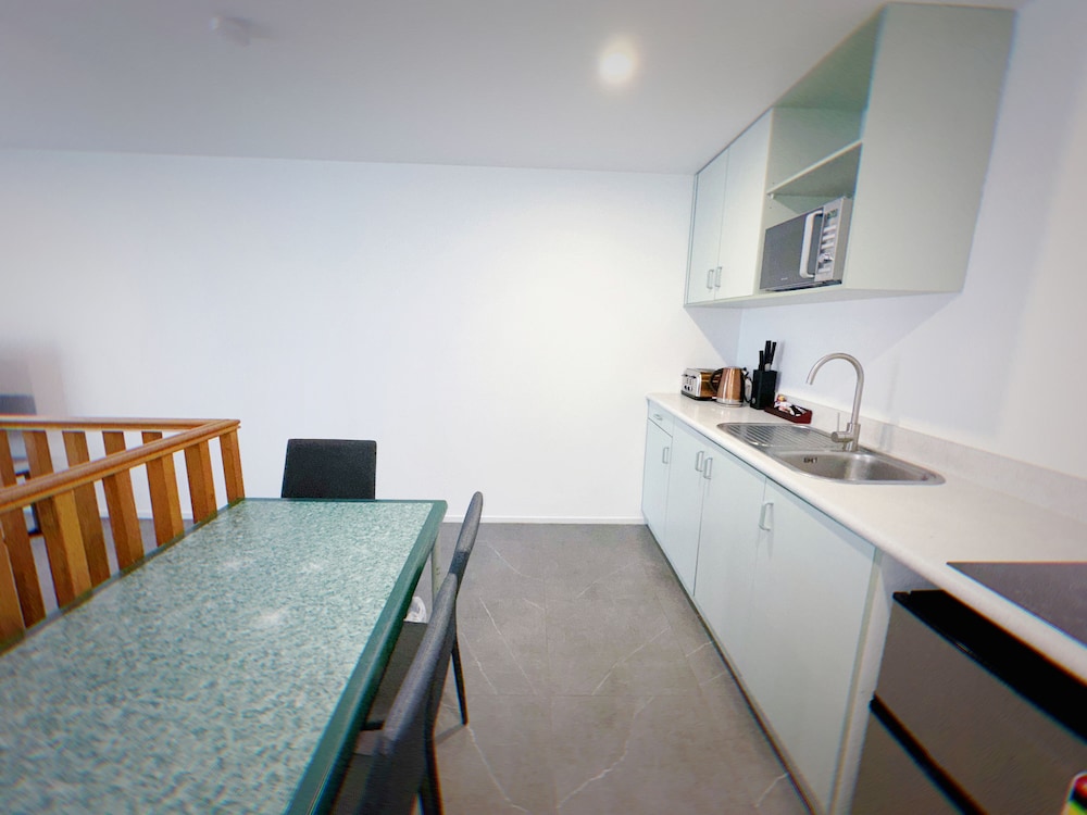 Family Apartment, 2 Bedrooms, Jetted Tub photo 2