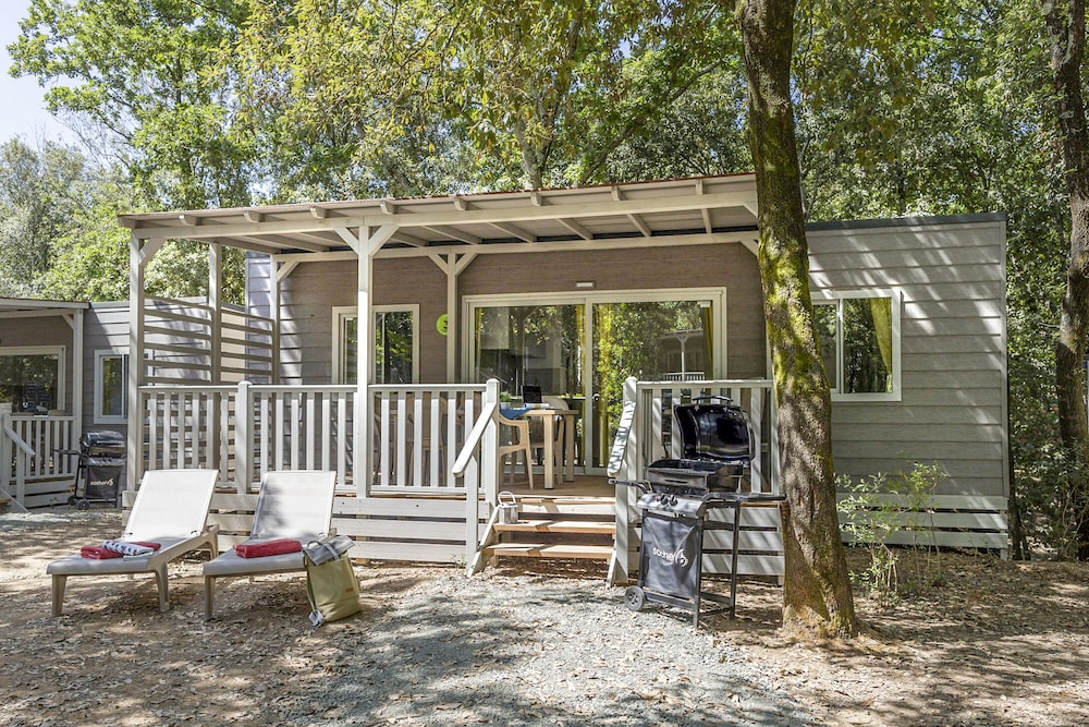 Family Bungalow, 2 Bedrooms, 2 Bathrooms