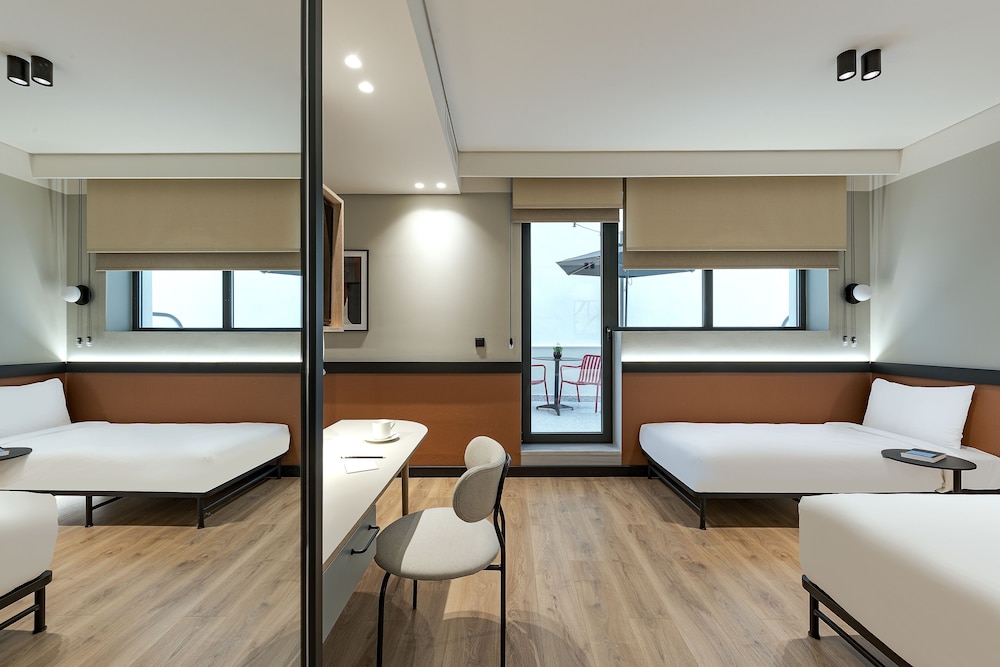 Superior Double or Twin Room, Balcony - Photo 1