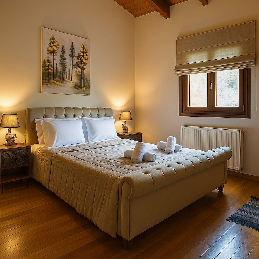 Villa photo 2