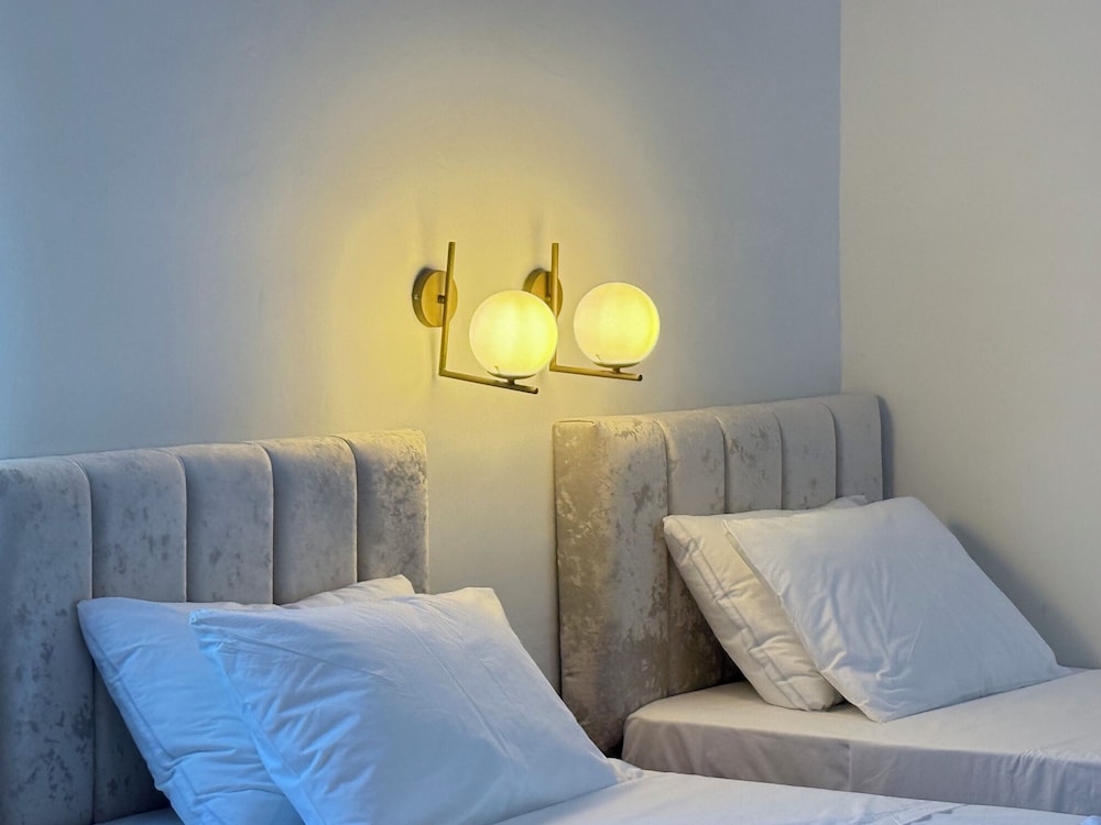 Standard Quadruple Room, City View