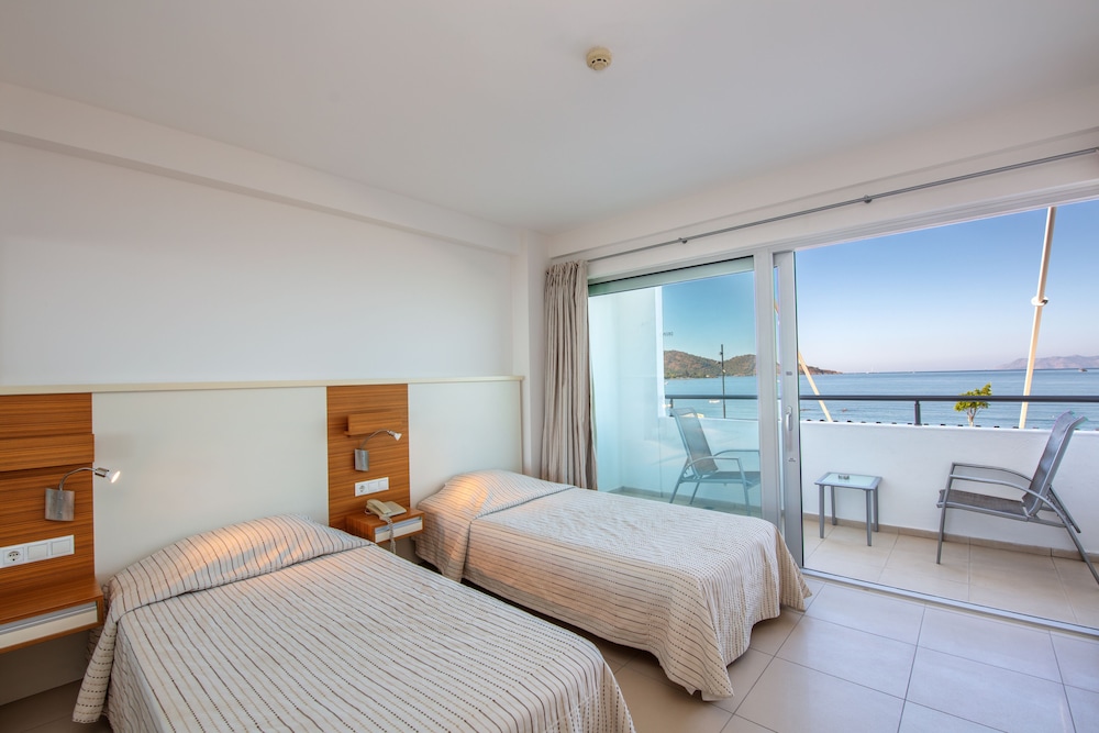 Twin Room, Sea View