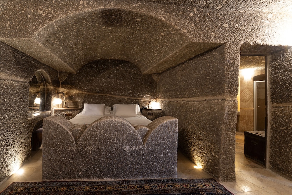 King Suite Room with Balcony photo 3