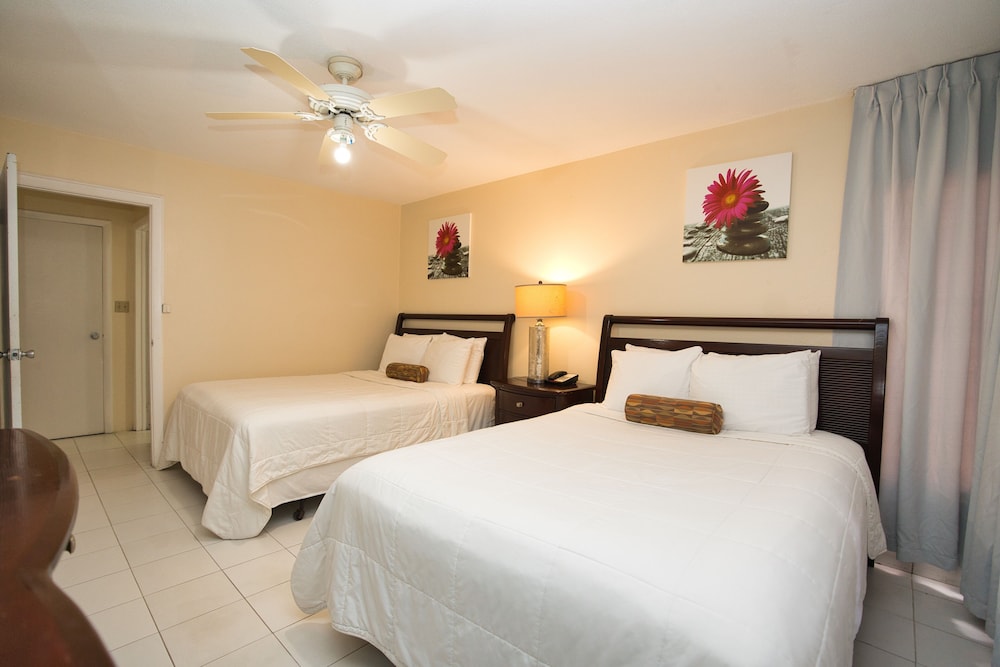 Suite, 1 Bedroom, Ocean View, Beachfront photo 3