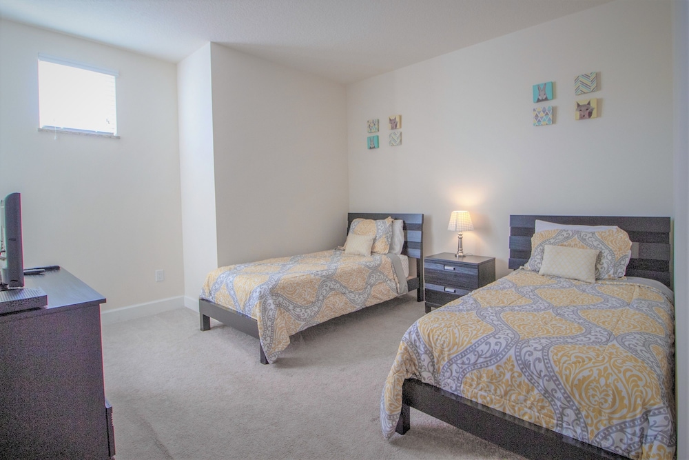 Townhome, 3 Bedrooms photo 1