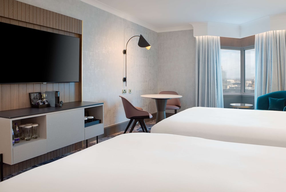 Executive Double Queen Room (2 beds, occupancy 4) - Photo 4