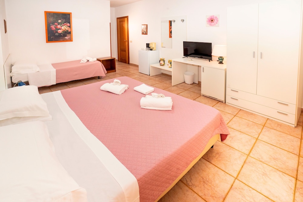 Comfort Room photo 3