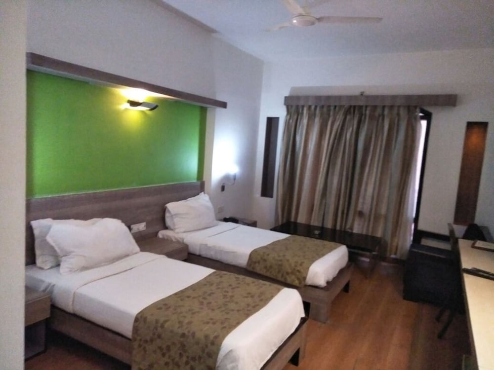 Villa photo 3