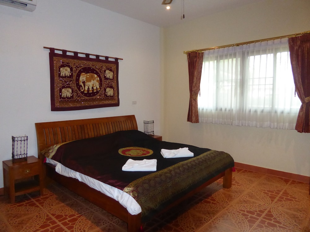 Tropicana Family Pool Villa 2 Bedrooms photo 3