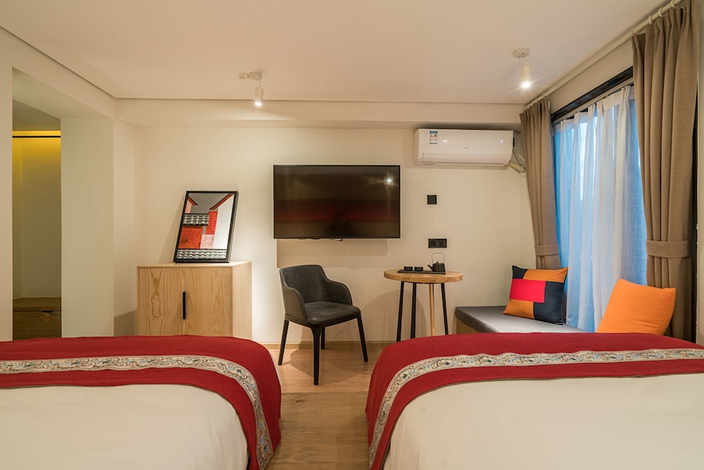 Deluxe Twin Room photo 2