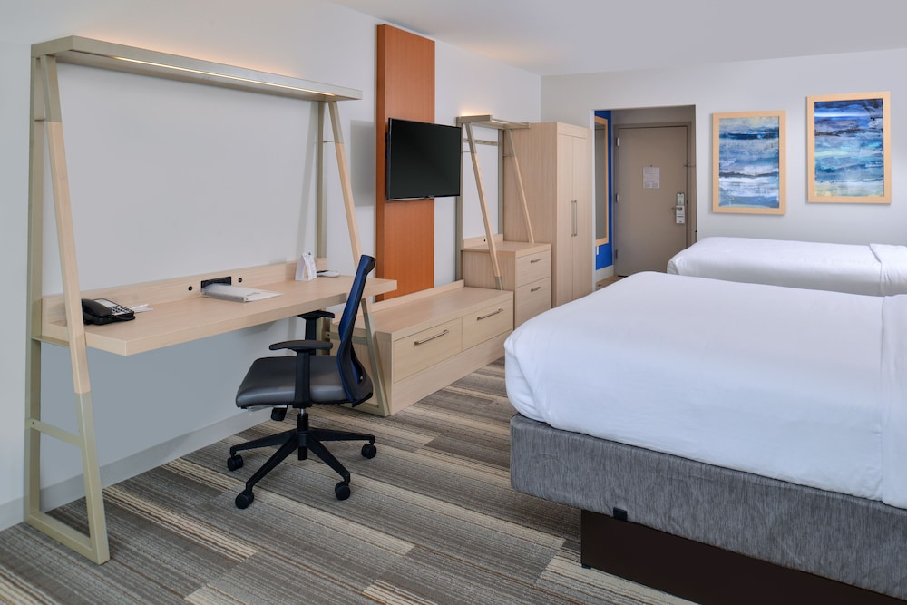 Standard Room, 2 Queen Beds photo 1