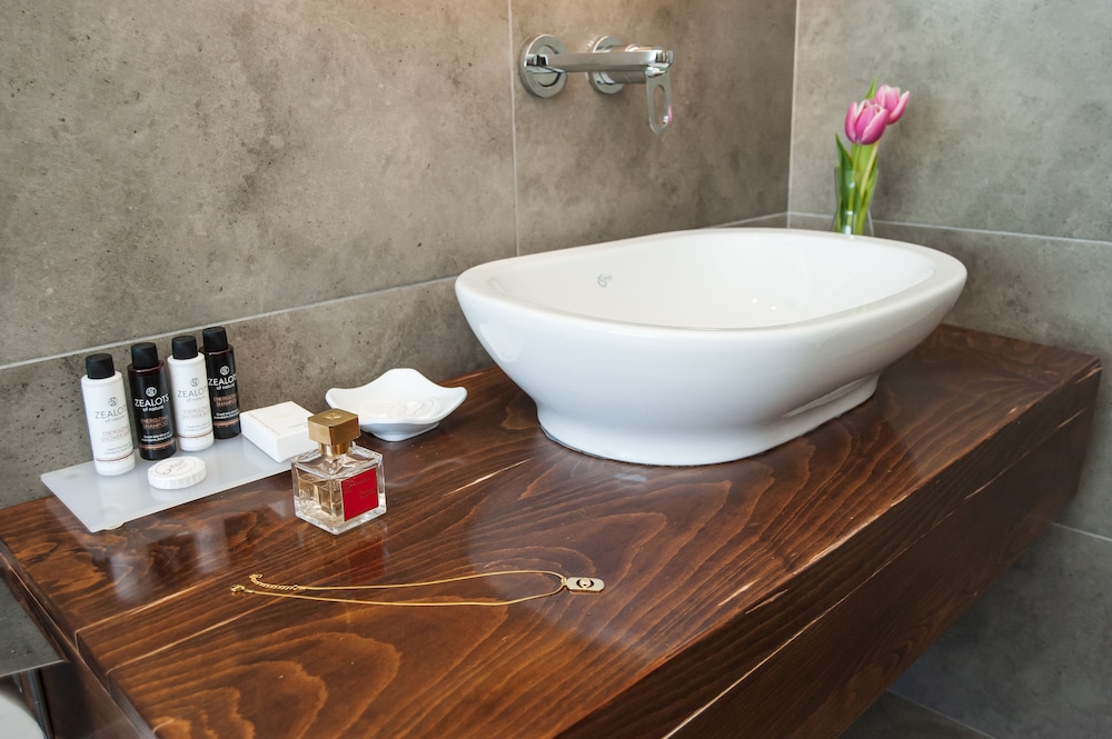 Junior Suite, Jetted Tub (Panoramic View) - Photo 25