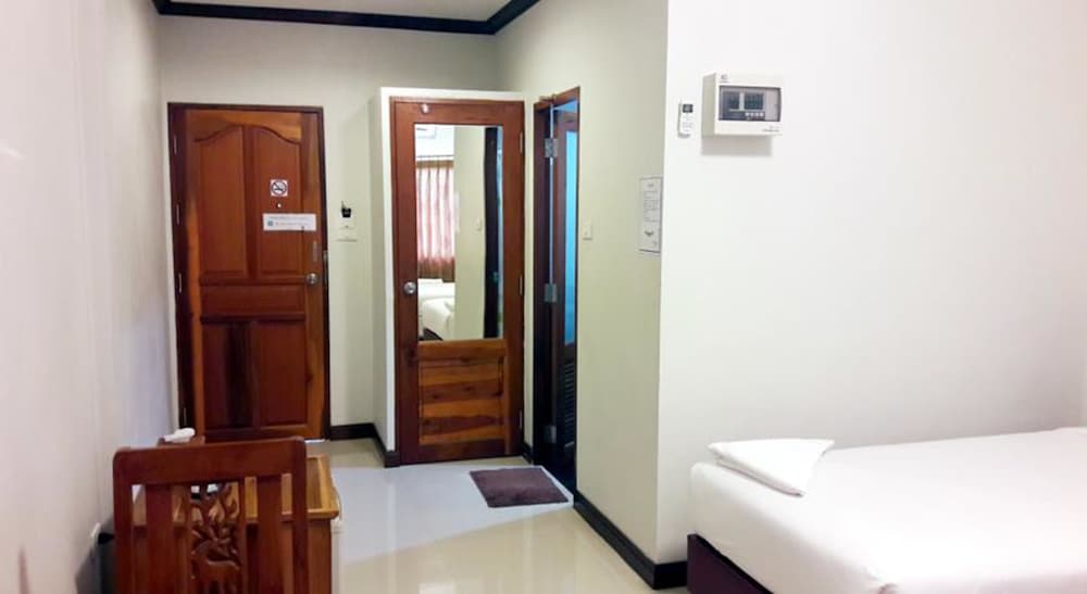 Standard Room, Non Smoking photo 2