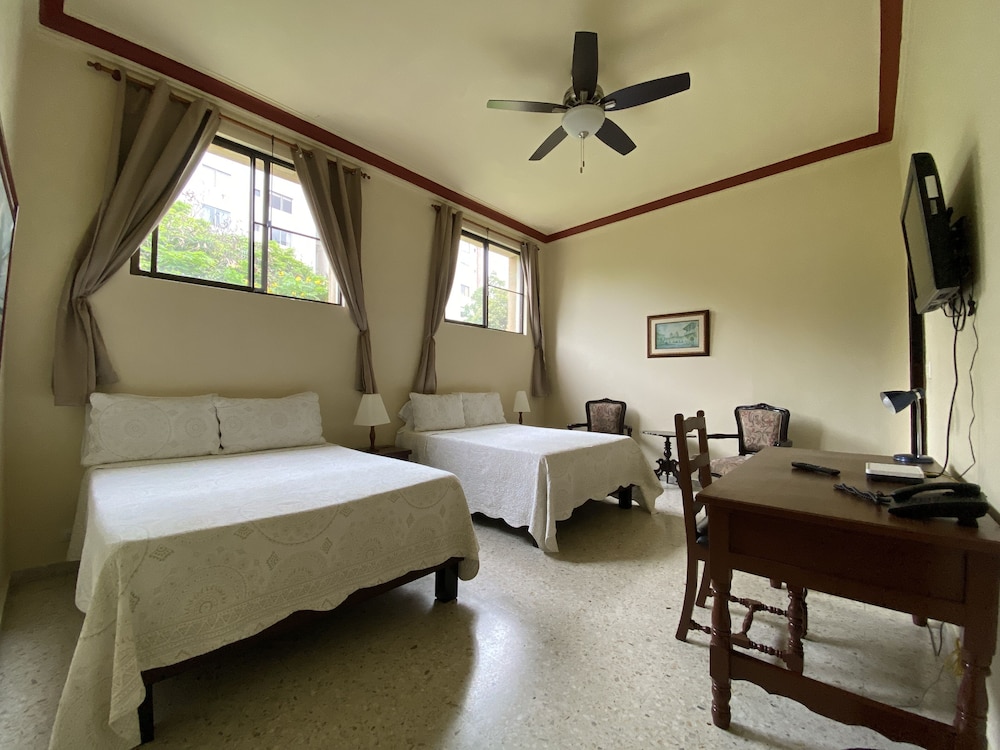 Family Double Room photo 3
