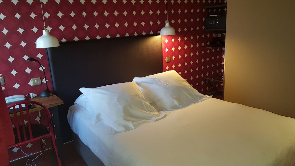 Standard Room, 1 Double Bed, Non Smoking (Simple) - Photo 3