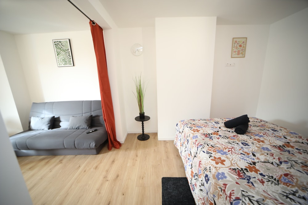 Superior Apartment, Garden View photo 2