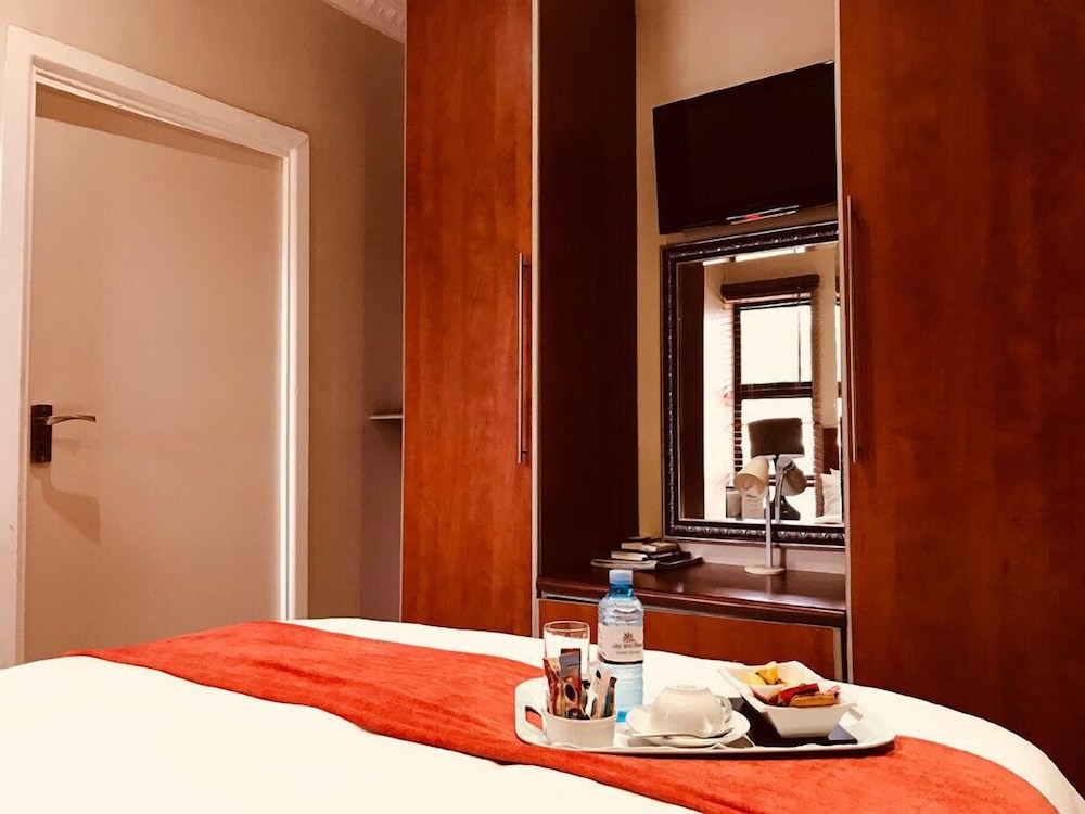 Superior Quadruple Room photo 2