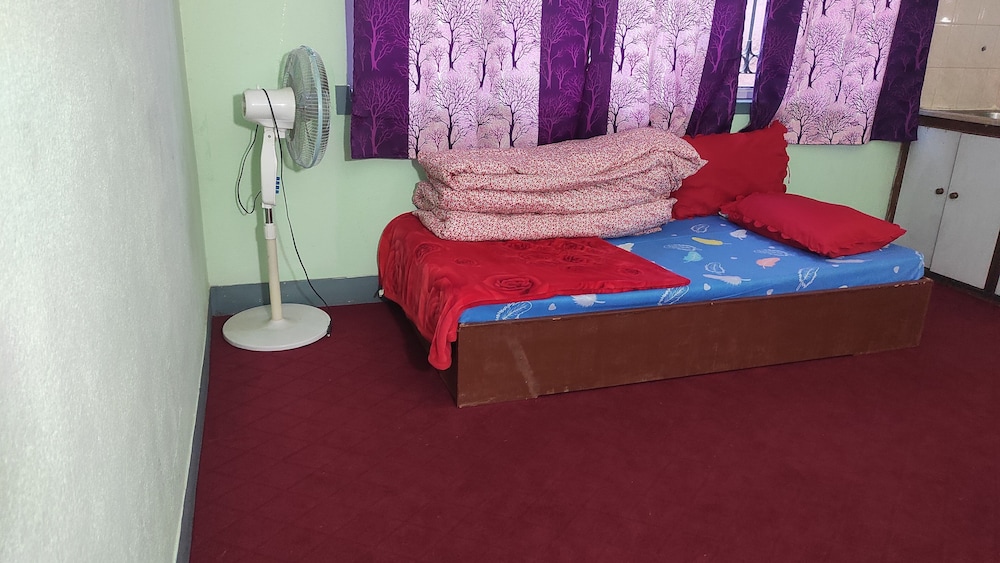 Basic Single Room photo 1