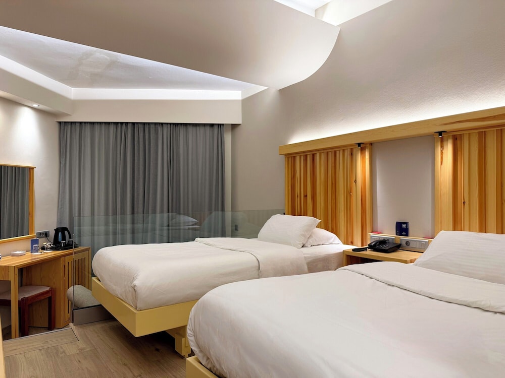 Superior Double or Twin Room - Photo 3