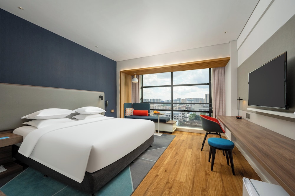 Room (Specialty) - Photo 2
